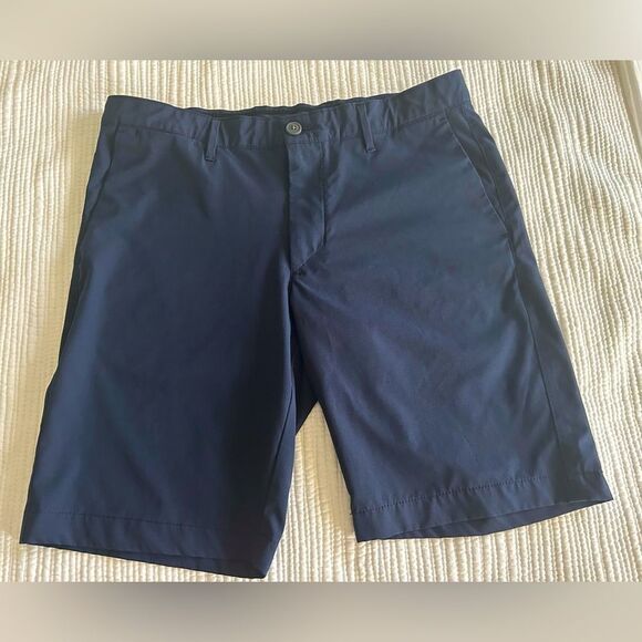 Tommy Bahama Men’s Navy Blue Flat Front Chino Shorts Size 32 - Picture 1 of 9
